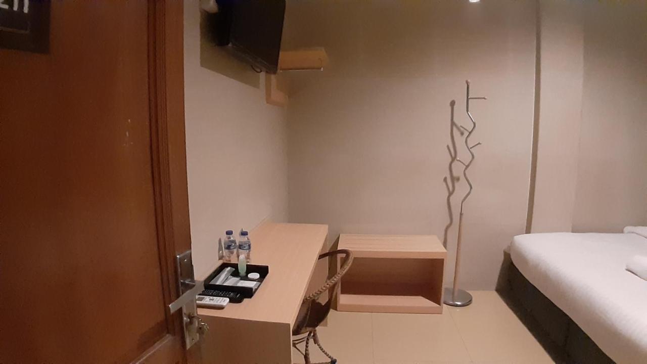 New Gentala Hotel Μεντάν Εξωτερικό φωτογραφία