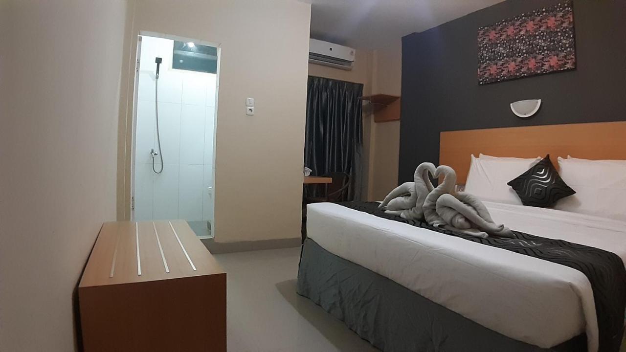 New Gentala Hotel Μεντάν Εξωτερικό φωτογραφία